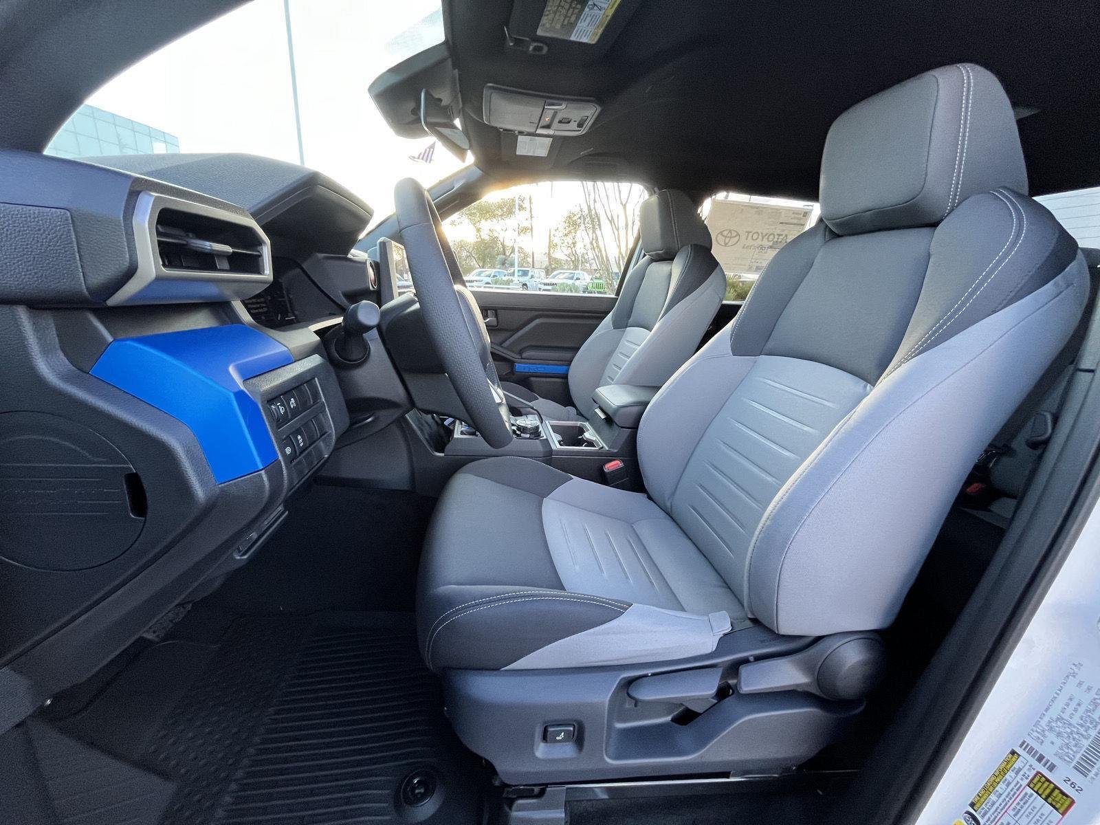 2026 Toyota Tacoma TRD Off Road - Photo 9