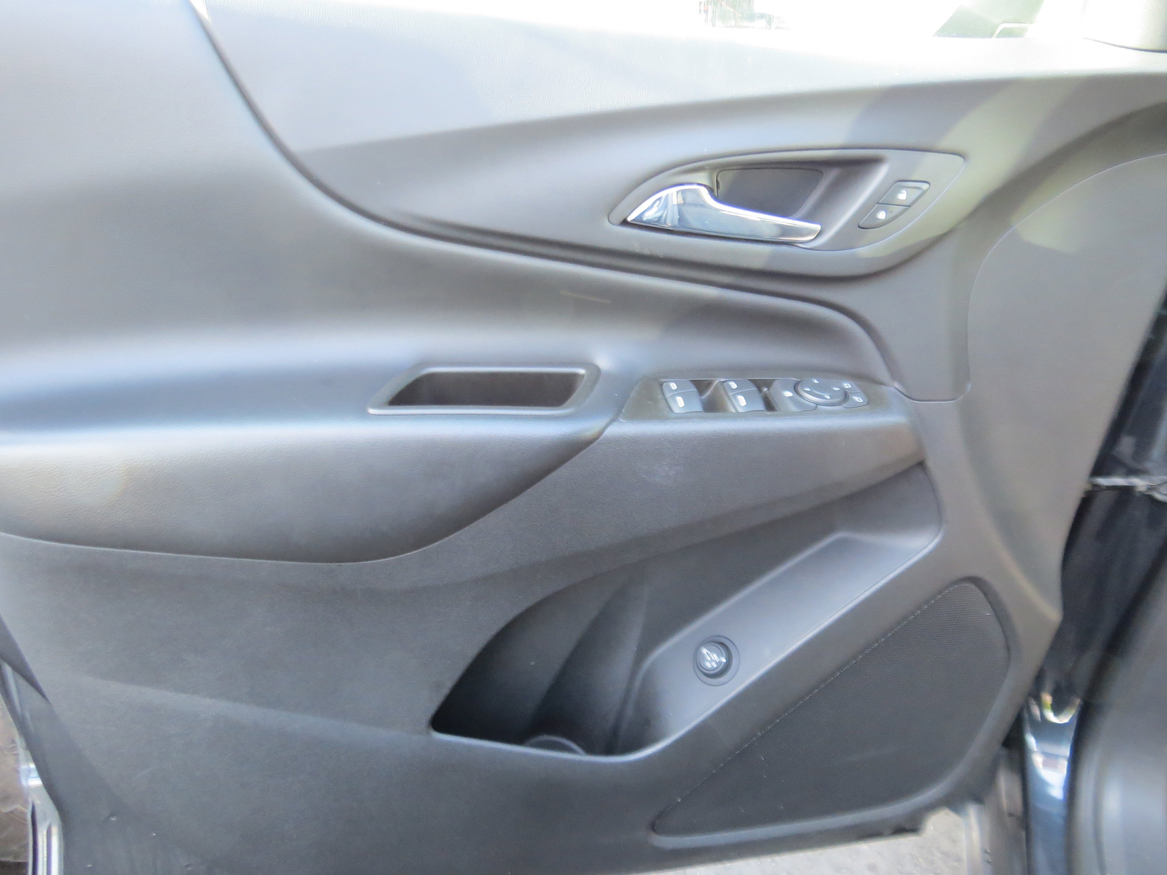 Used 2023 Iron Gray Metallic Chevrolet LT image 12