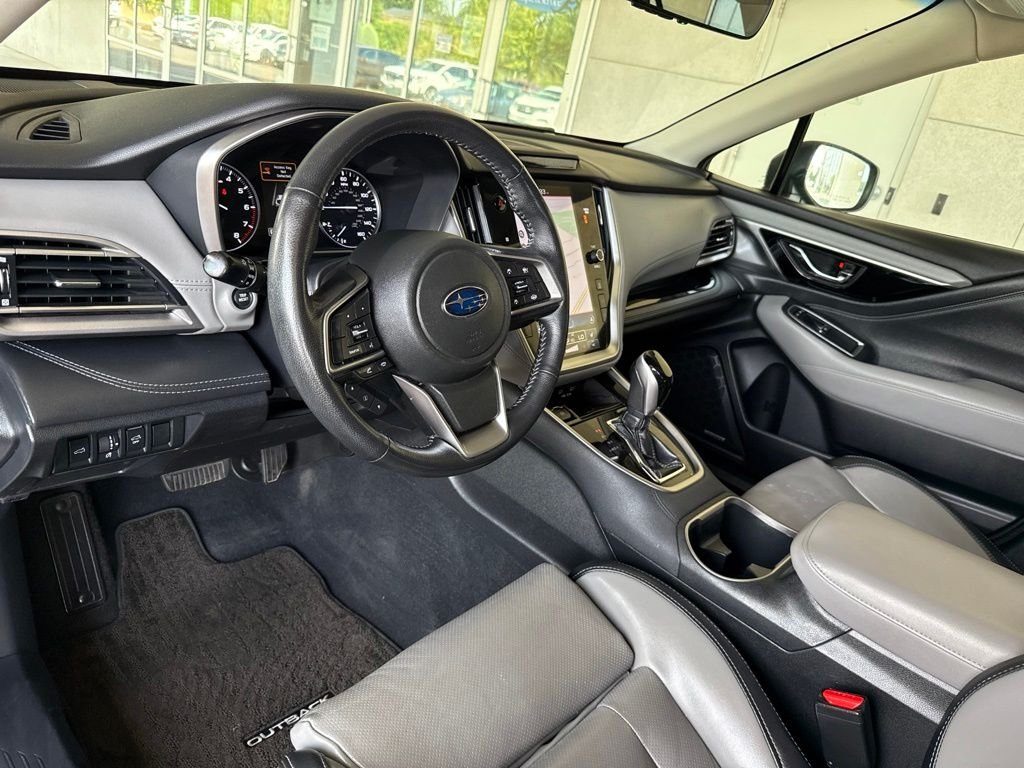 Used 2020 Ice Silver Metallic Subaru Limited image 32