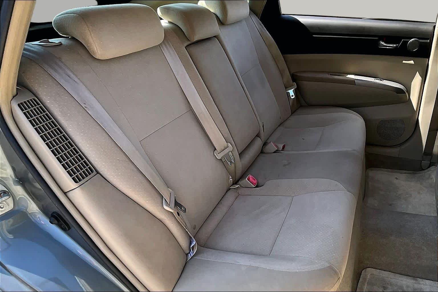 Used 2005 Tideland Pearl Toyota  image 17