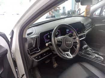 Used 2023 Glacial White Pearl Kia EX image 5