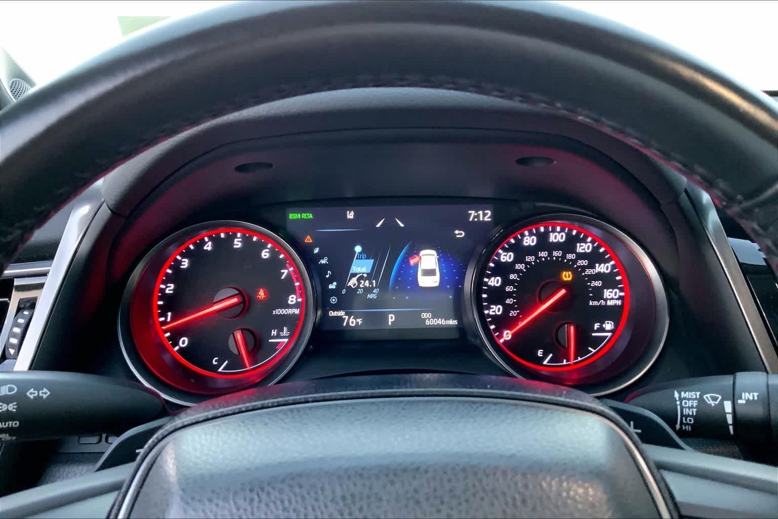 Used 2022 Wind Chill Pearl Toyota XSE image 23