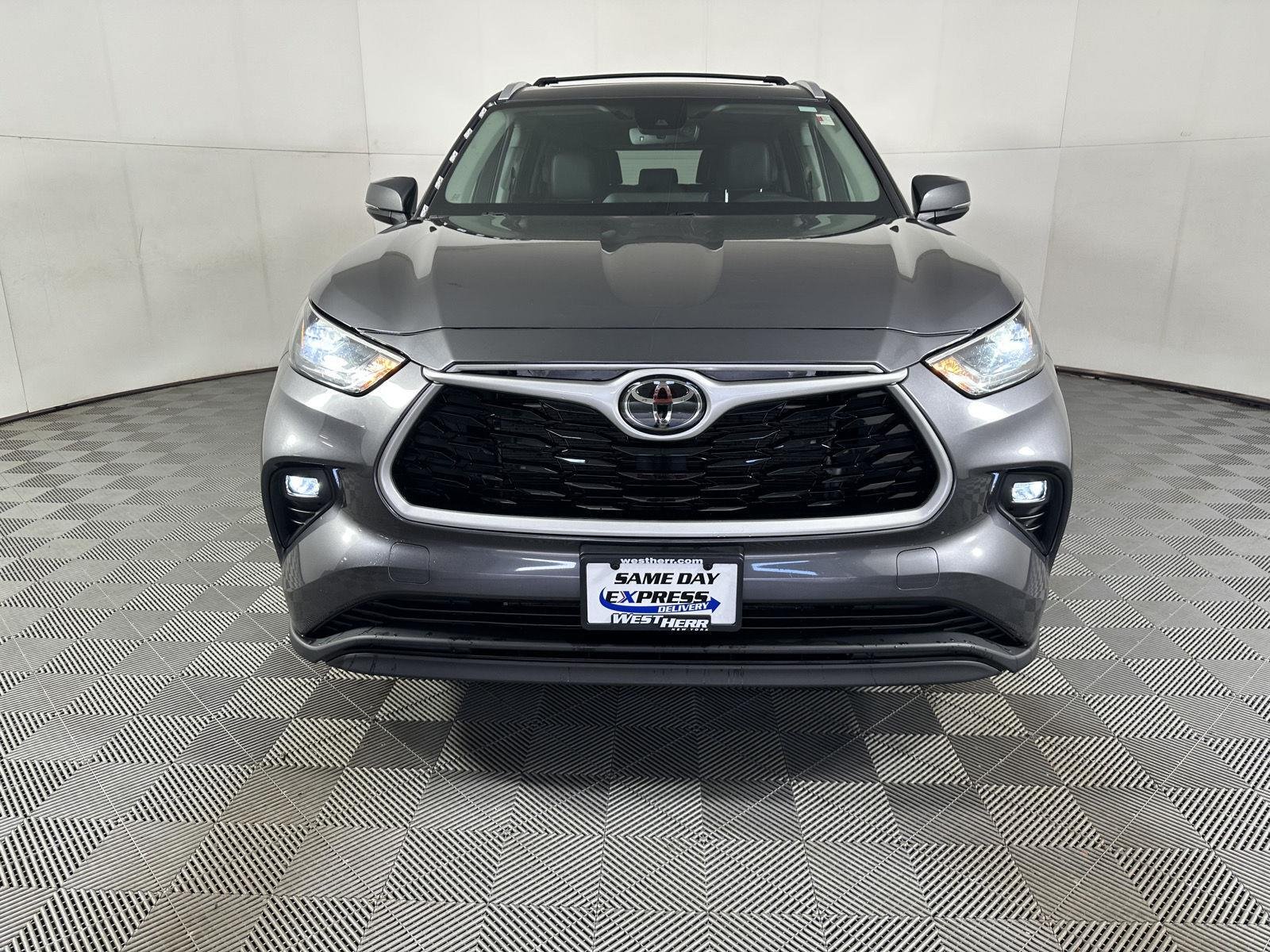 Used 2023 Magnetic Gray Metallic Toyota XLE image 2