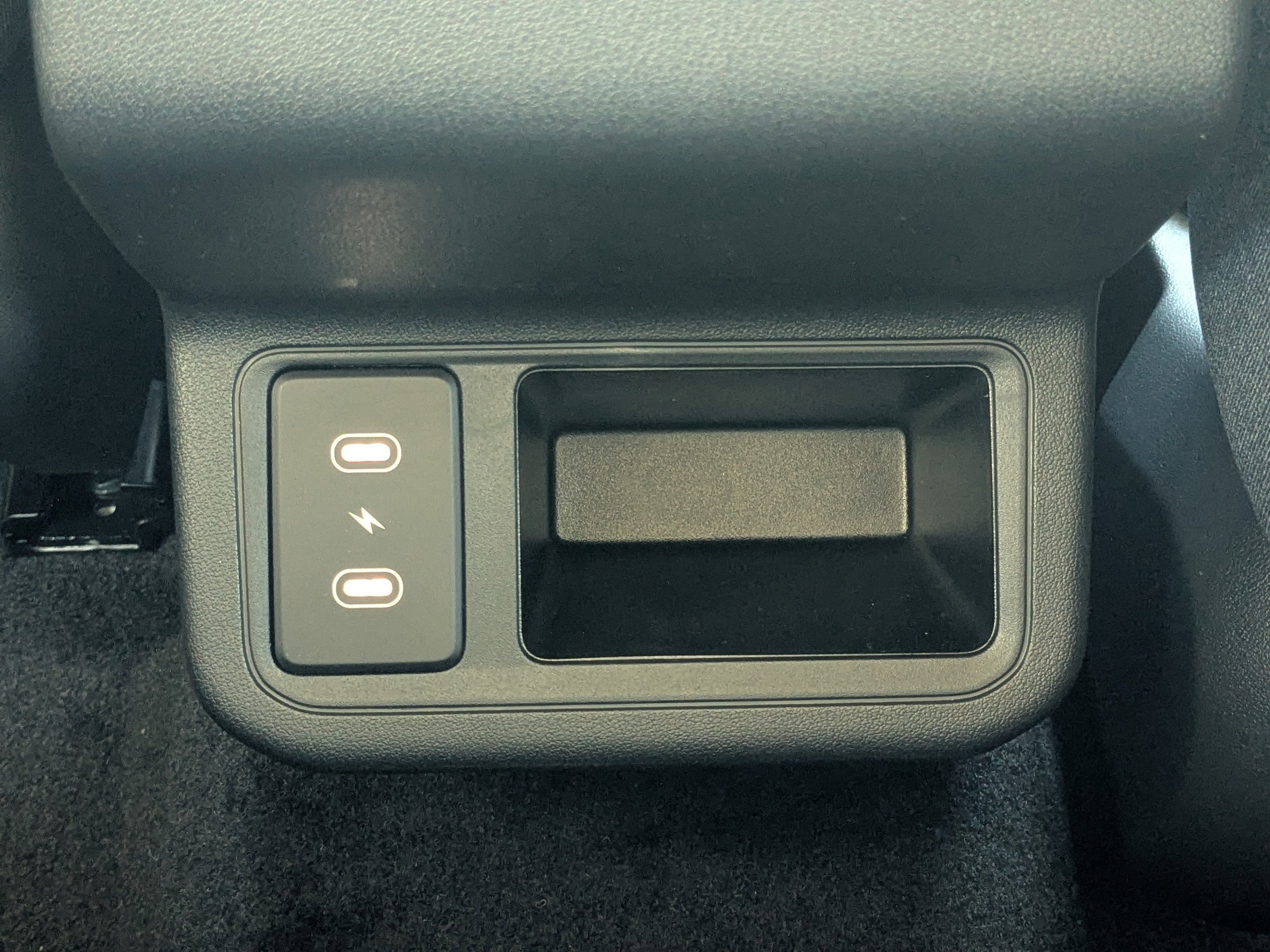 New 2025 Snow White Pearl Kia EX image 16