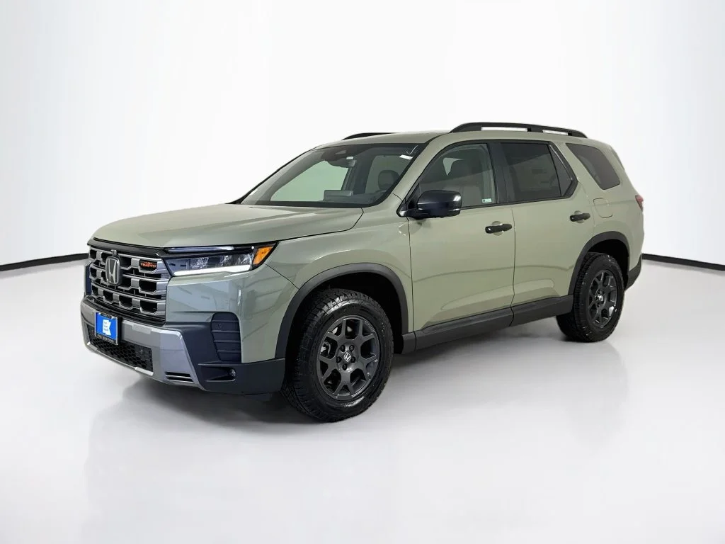 New 2026 Ash Green Metallic Honda TrailSport image 3