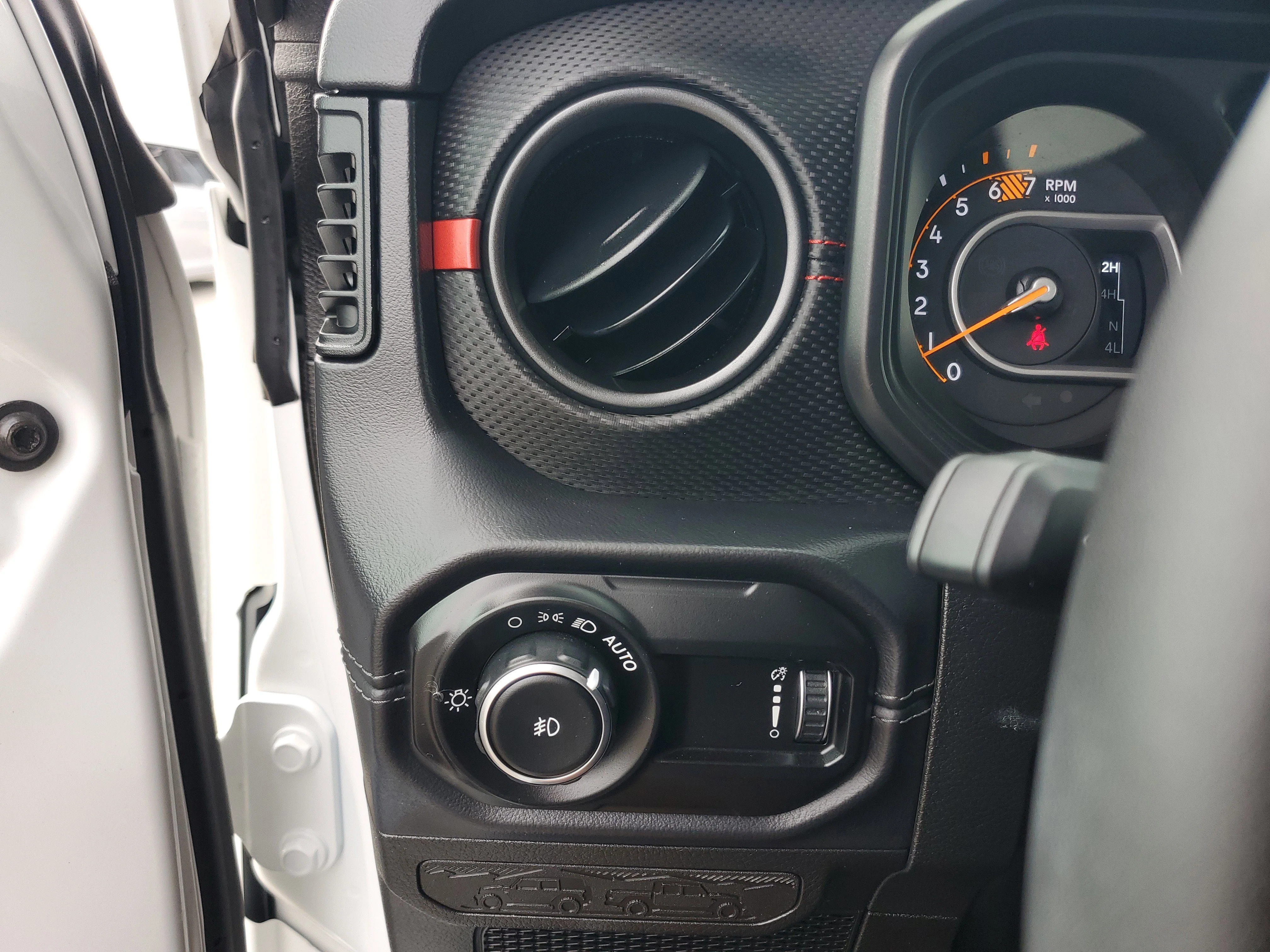 Certified Used 2026 White/off-white Jeep Rubicon image 25