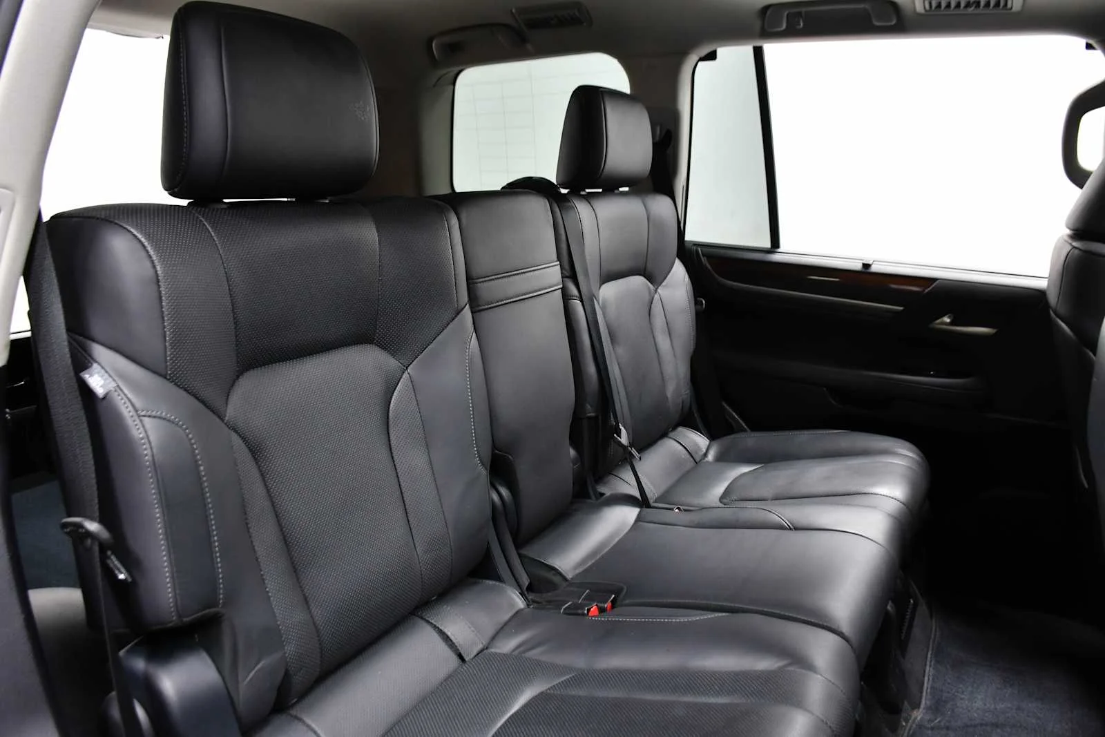 Used 2019 Black Onyx Lexus  image 23