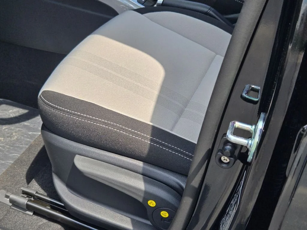 New 2026 Onyx Black Hyundai SEL image 21