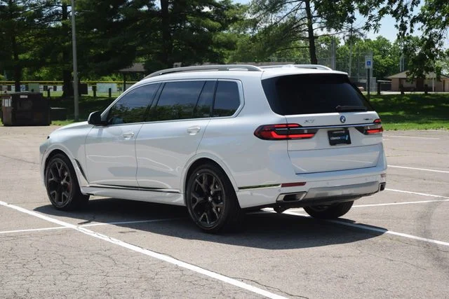 Used 2023 White BMW xDrive40i image 26