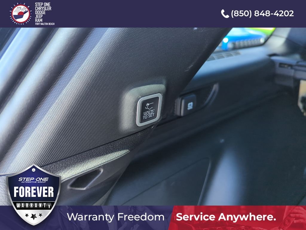 Used 2022 Black Jeep 4xe image 32