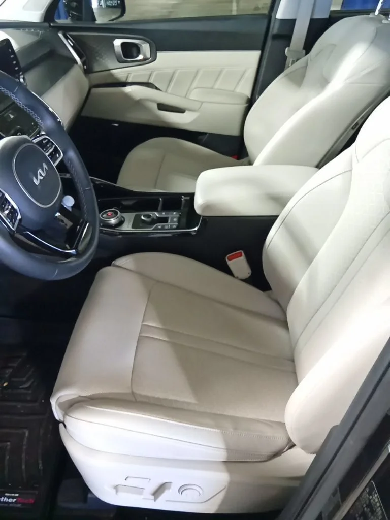 Used 2023 Aurora Black Kia SX Prestige image 9