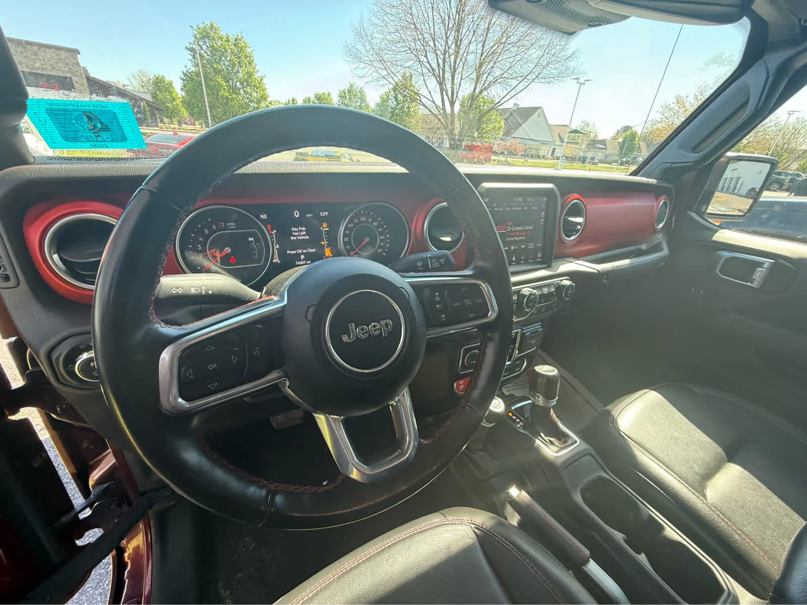 Used 2021 Snazzberry Pearlcoat Jeep Rubicon image 9