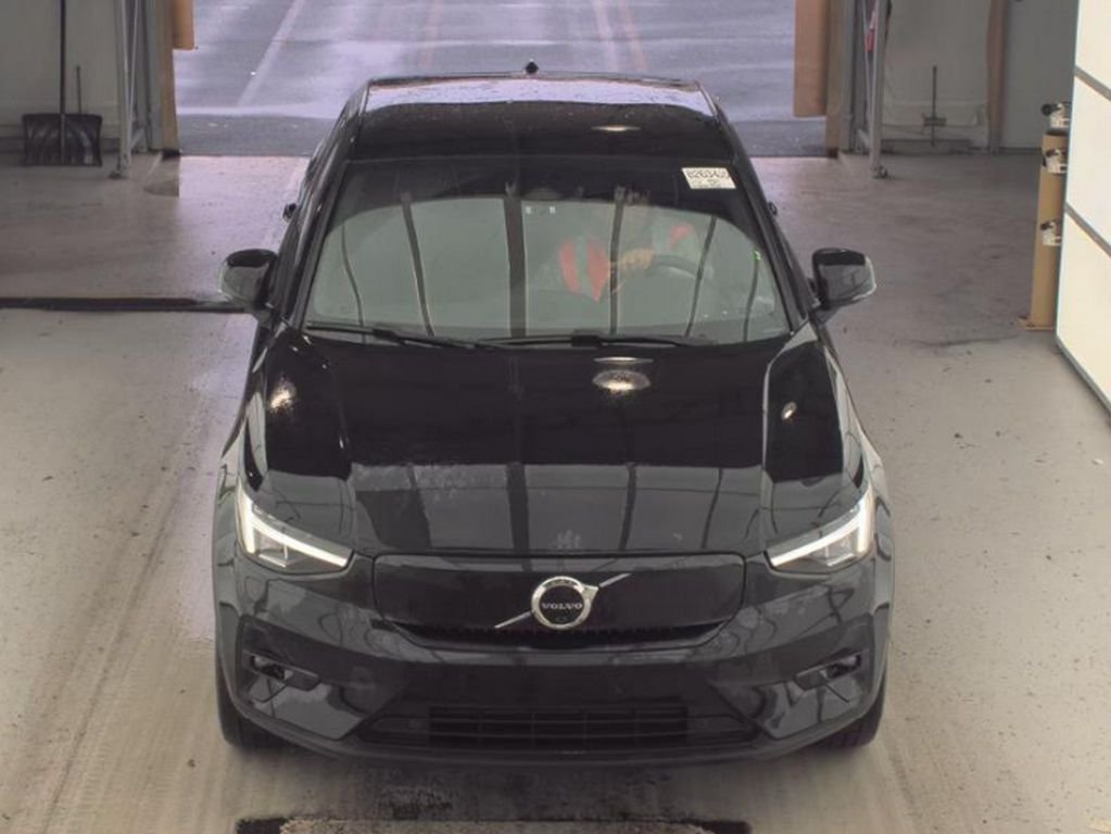 Used 2023 Volvo C40 Plus with VIN YV4ED3GL3P2043156 for sale in Bedford, OH