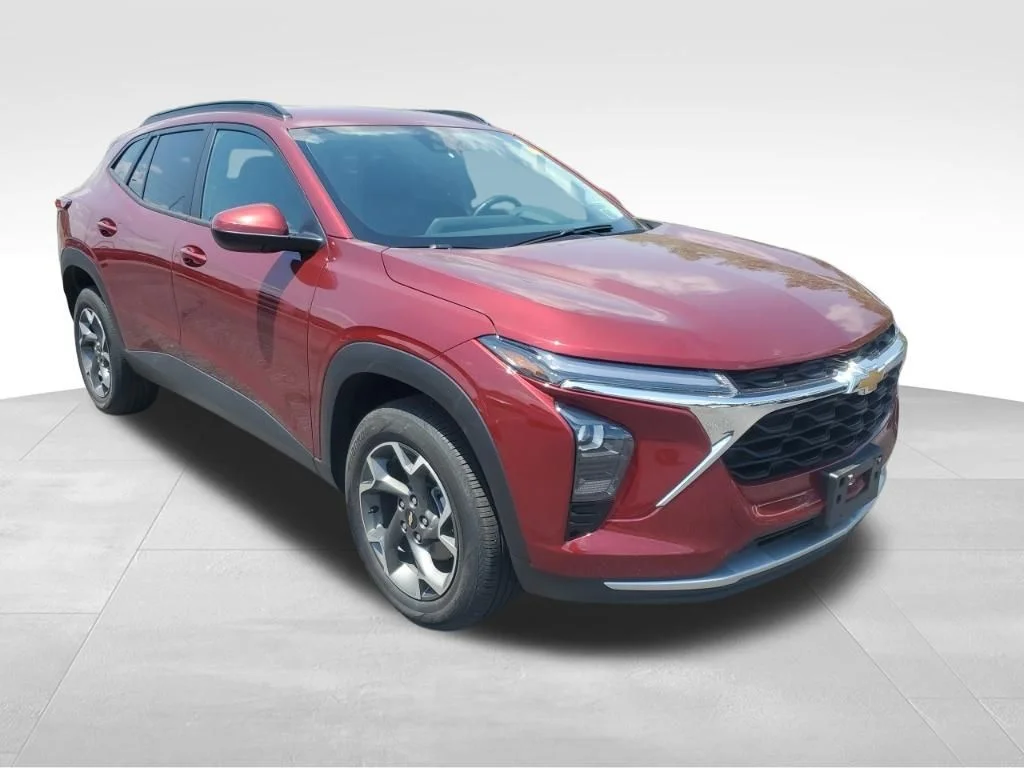 Used 2024 Red Chevrolet LT image 9
