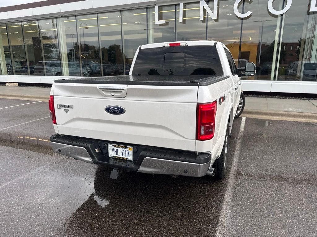 Used 2017 White Ford Lariat image 8