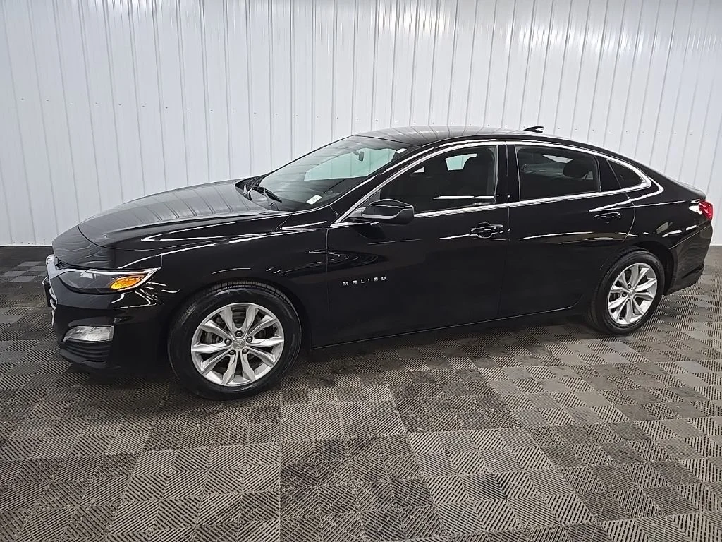 Used 2023 Black Chevrolet LT image 6