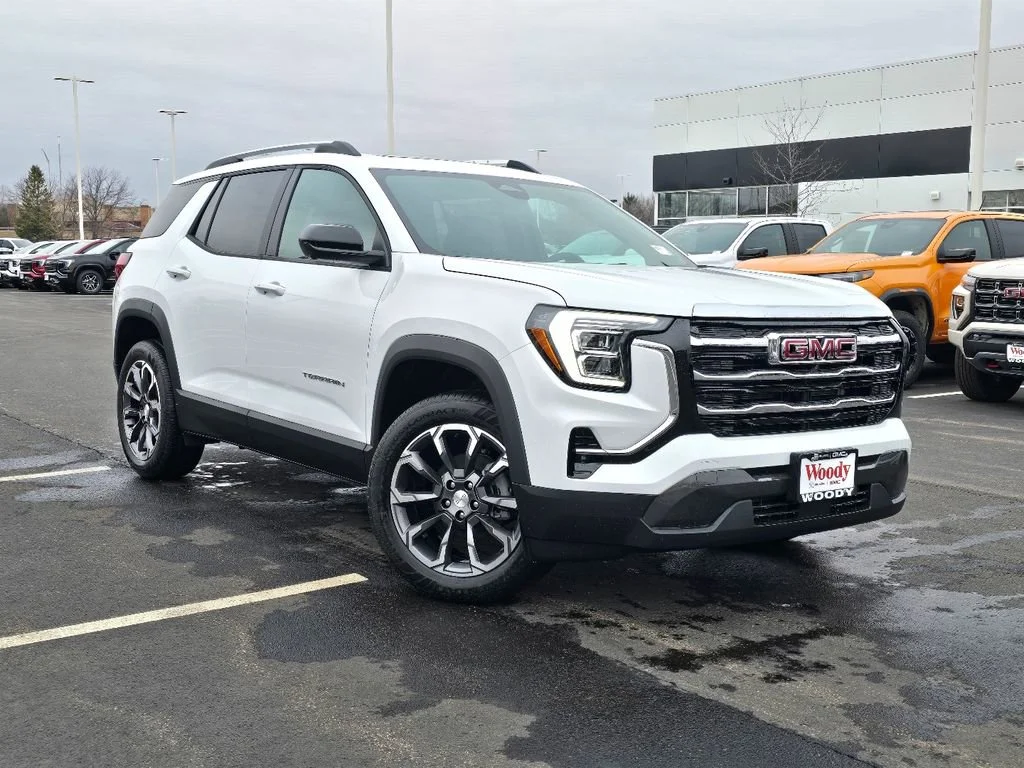 New 2026 Summit White GMC Elevation image 2