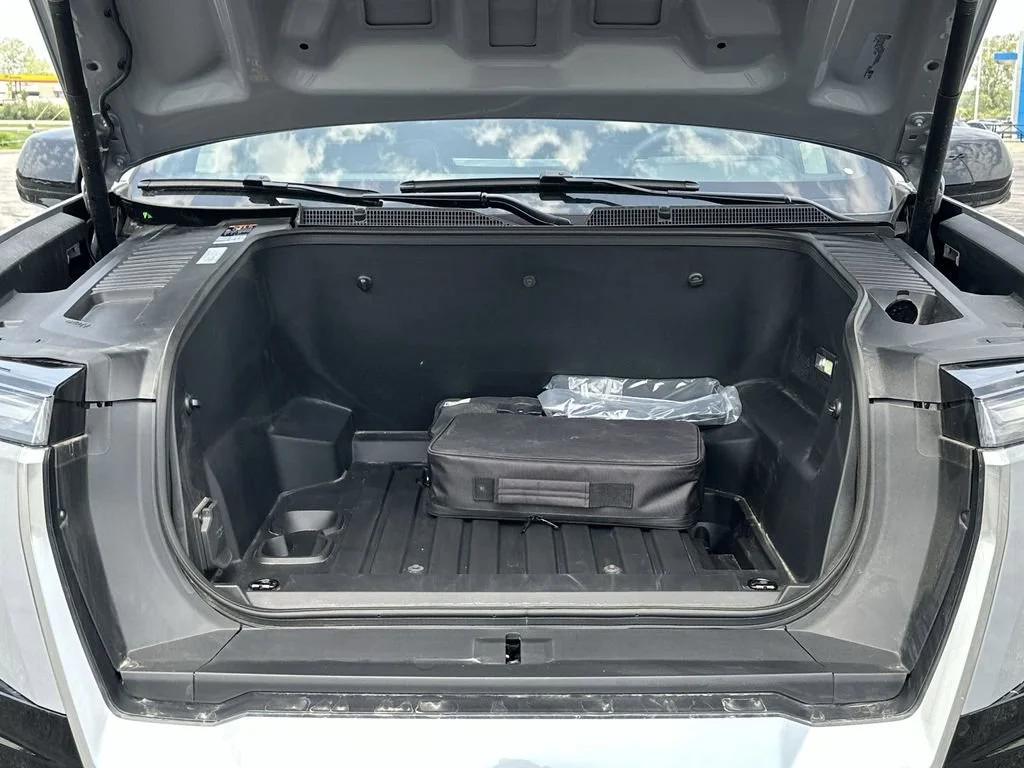 2025 GMC Sierra EV Denali - Photo 34