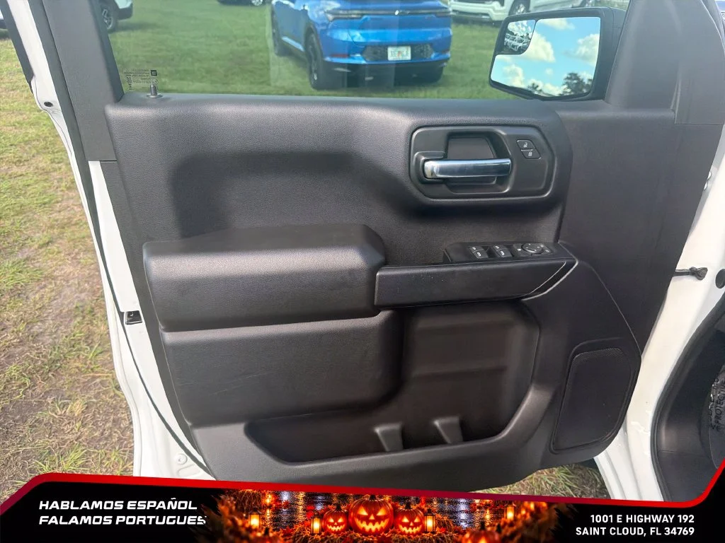 Used 2024 Summit White Chevrolet Custom image 12
