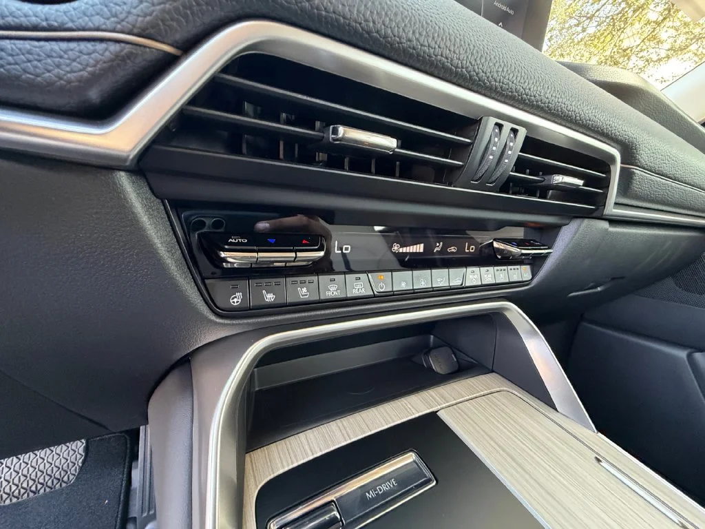 New 2026 Silver Mazda 3.3 Turbo Preferred image 23