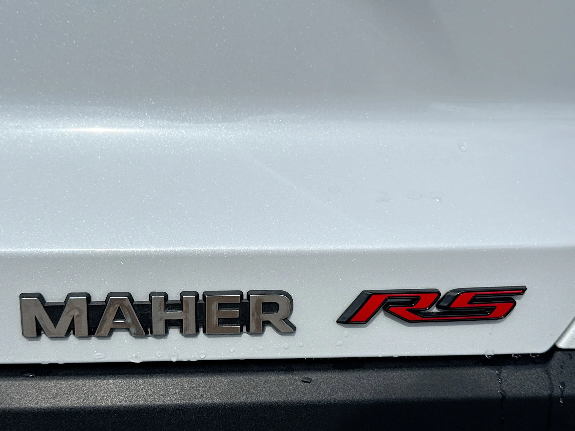 Used 2026 Polar White Tricoat Chevrolet FWD RS image 10