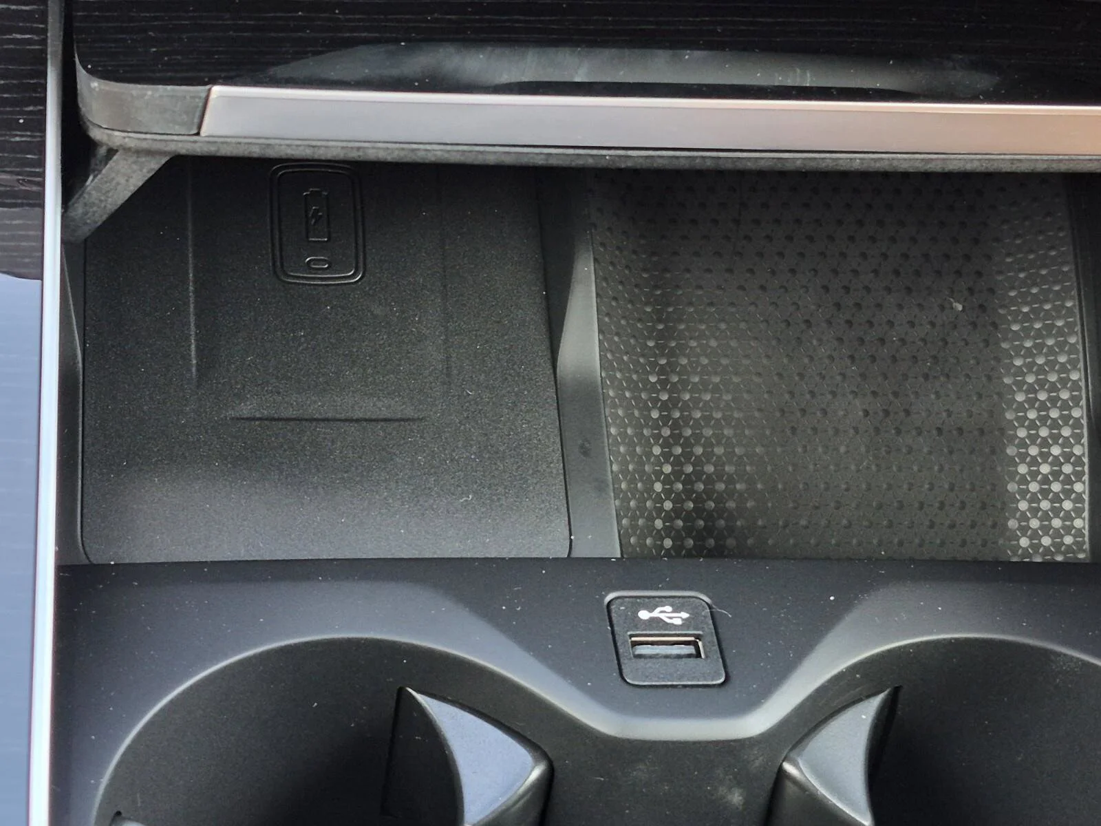 New 2026 Carbon Black Metallic BMW xDrive40i image 33