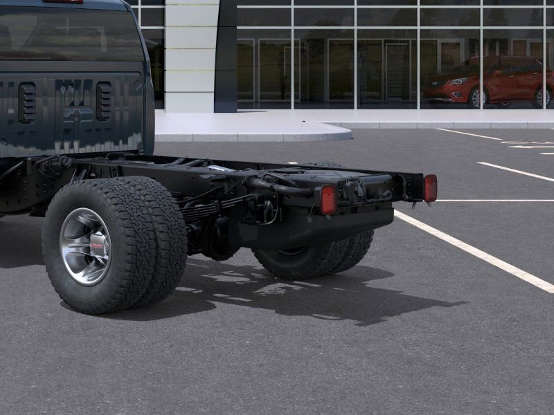 2026 GMC Sierra 3500 Chassis Cab Pro - Photo 14