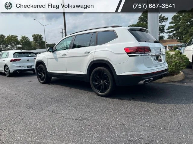 Used 2023 Pure White Volkswagen 3.6L V6 SE w/Technology image 6