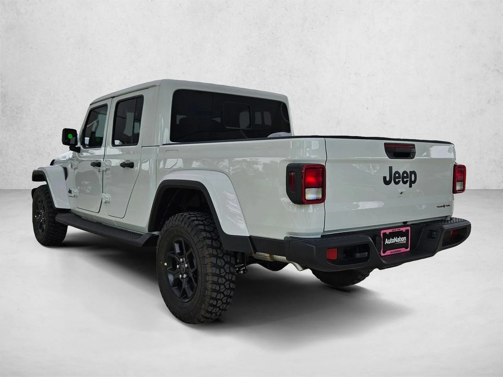 New 2026 Bright White Clearcoat Jeep Texas Trail image 9
