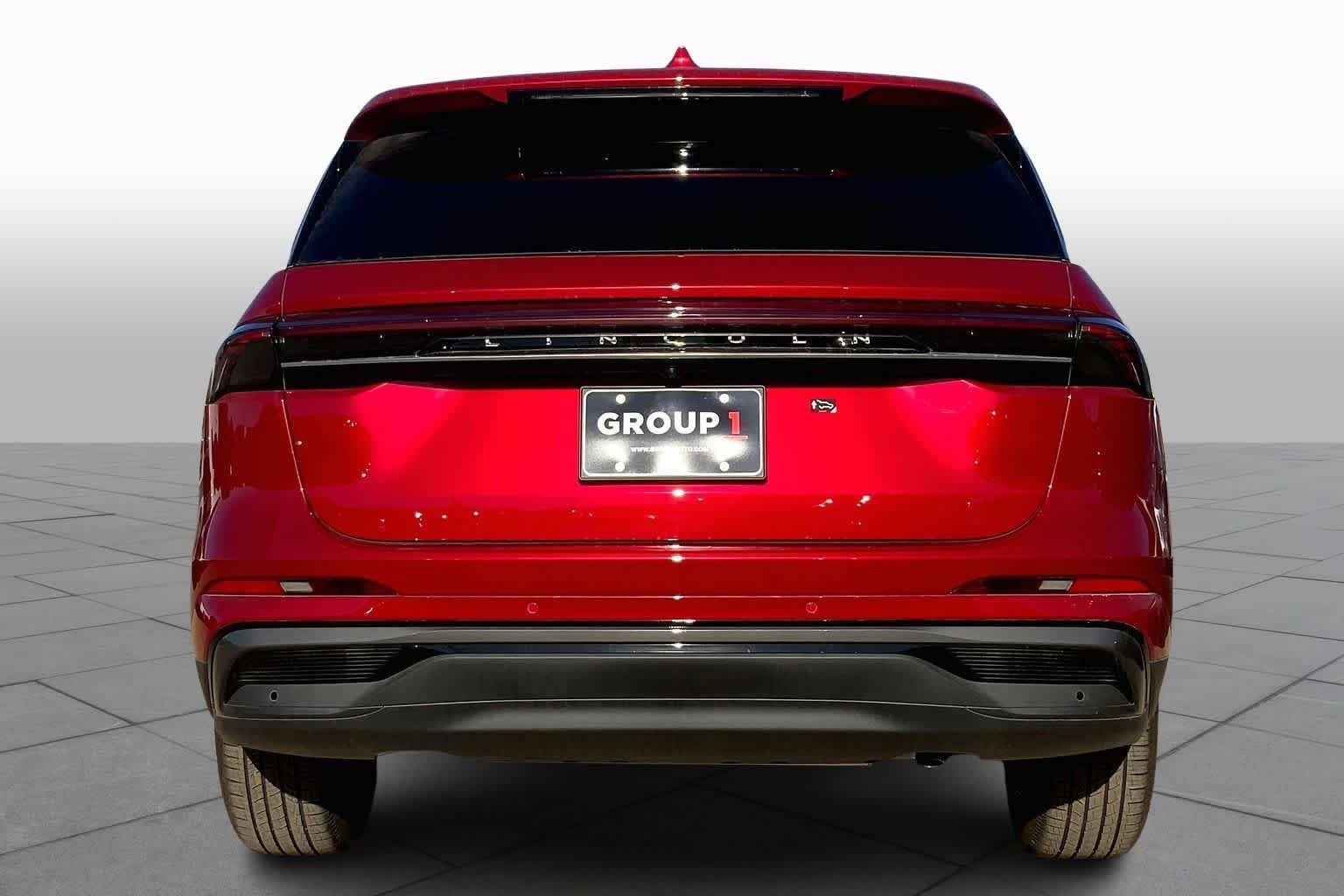 New 2026 Red Carpet Metallic Tinted Clearcoat Lincoln Premiere image 4