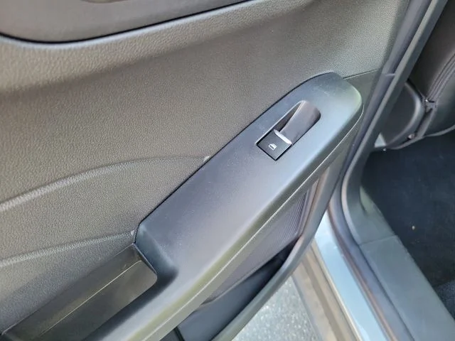 2024 Ford Escape ST-Line - Photo 13