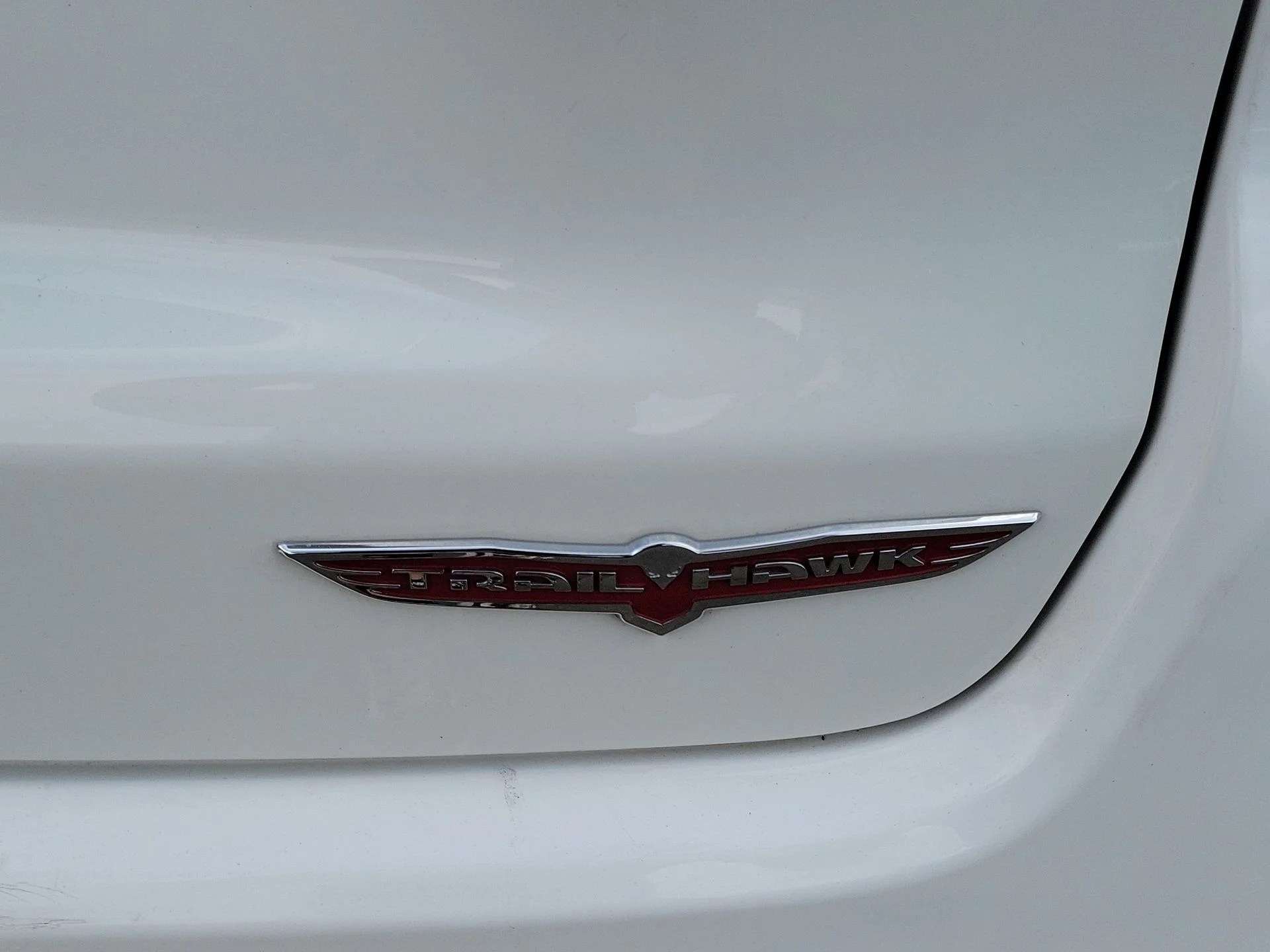 Used 2021 White Jeep Trailhawk image 18