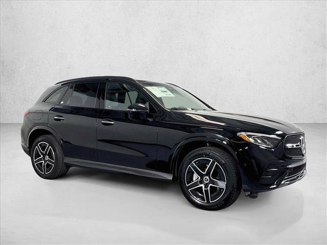 New 2026 Black Mercedes-Benz GLC 300 image 32