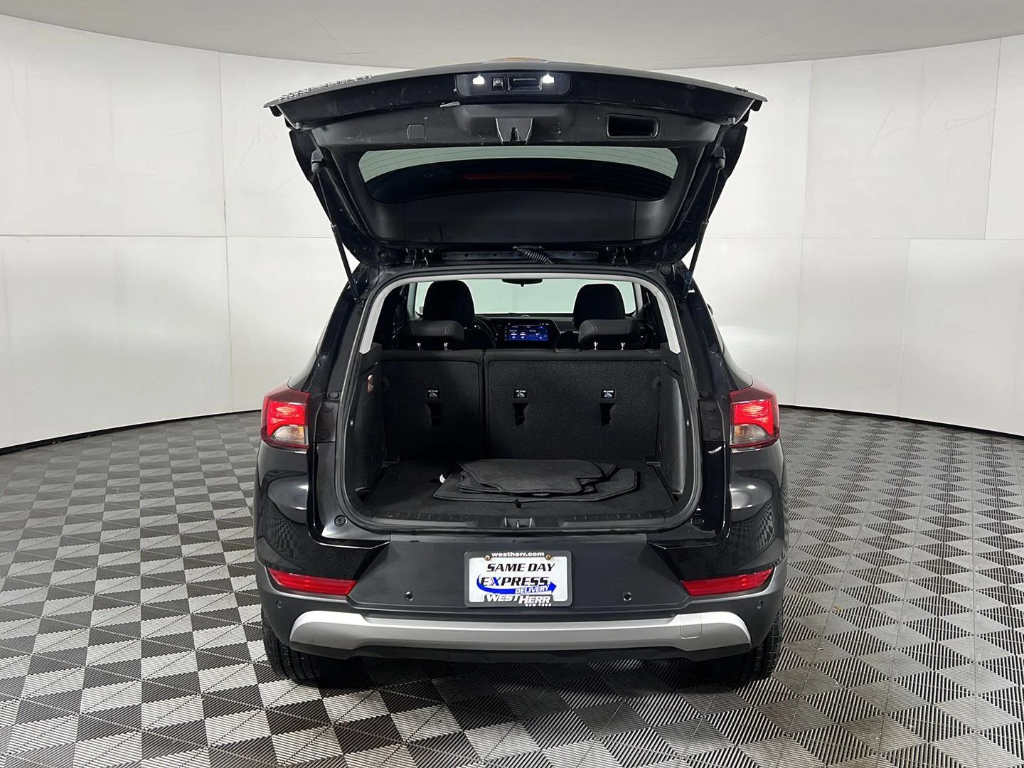 Used 2024 Mosaic Black Metallic Chevrolet LT image 7