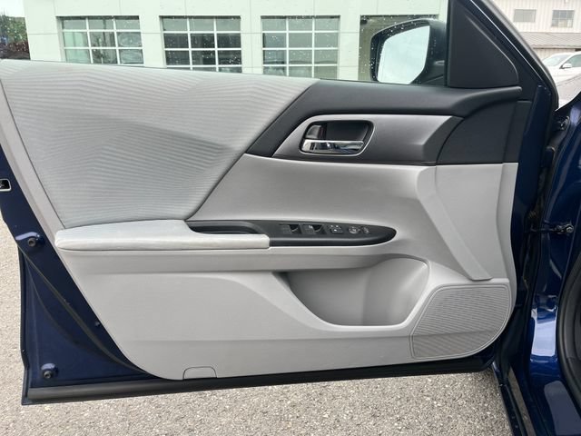 Used 2015 Still Night Pearl Honda LX image 18