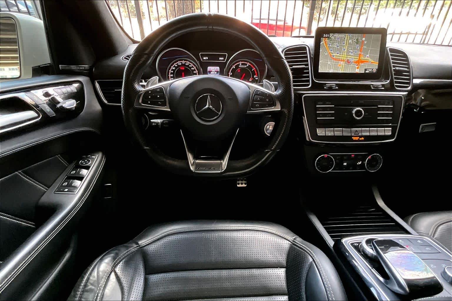Used 2016 designo Diamond White Metallic Mercedes-Benz AMG® GLE 63 S-Model image 5
