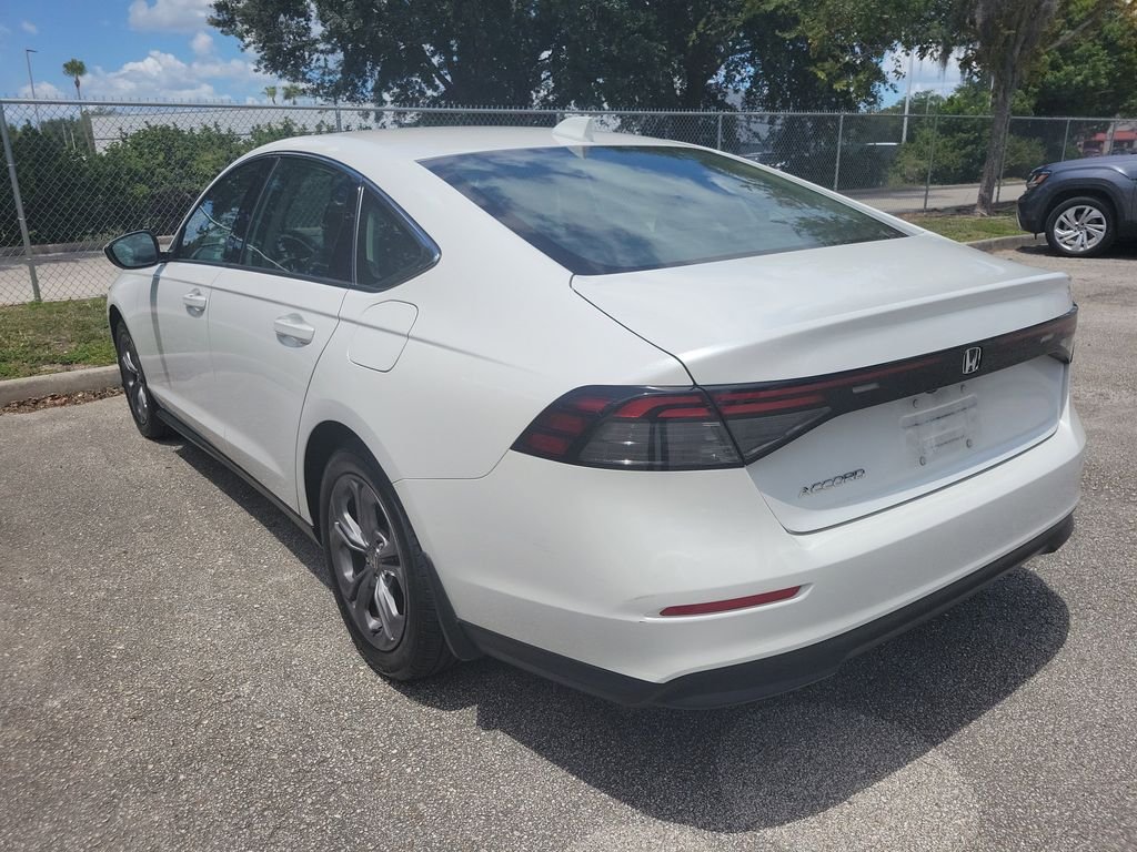 Used 2024 White Honda EX image 3