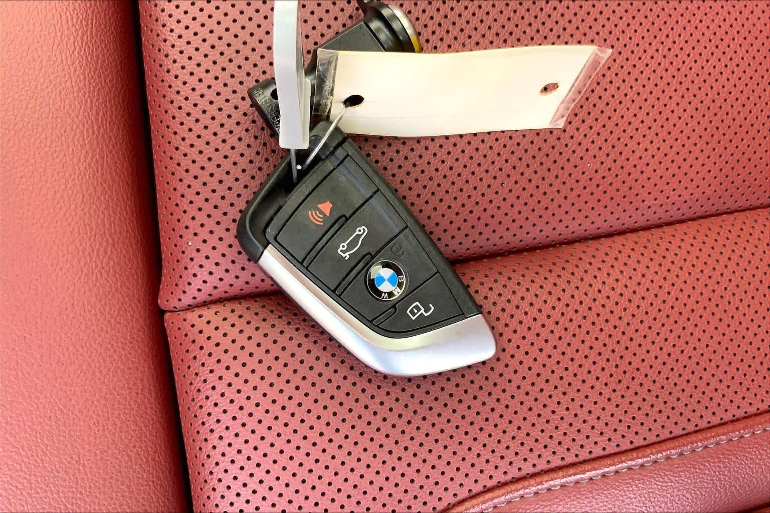 Certified Used 2023 Mineral White Metallic BMW 330i xDrive image 13