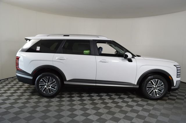 New 2026 White Hyundai SEL 8P image 11