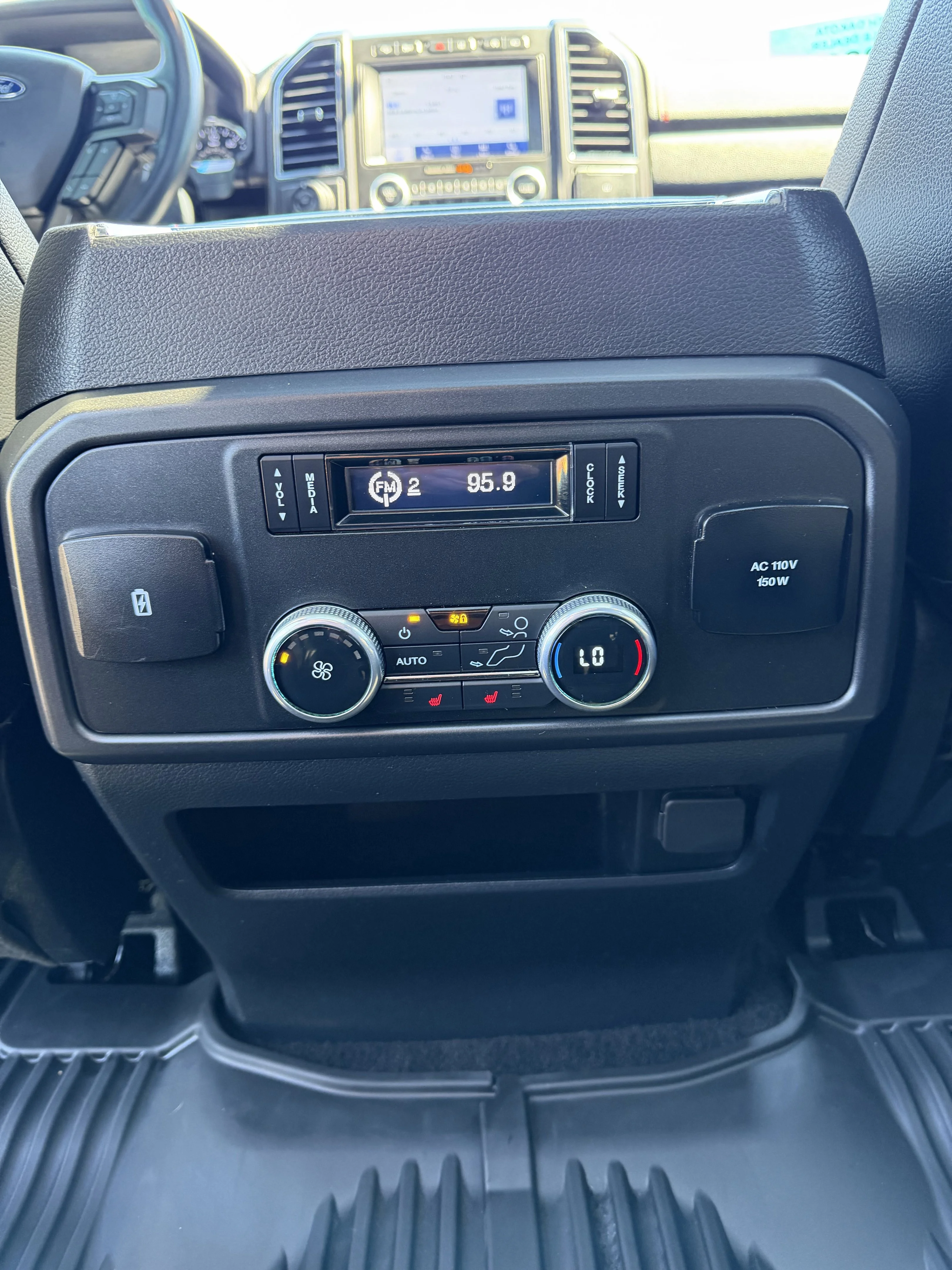 Used 2021 White Ford Limited image 12