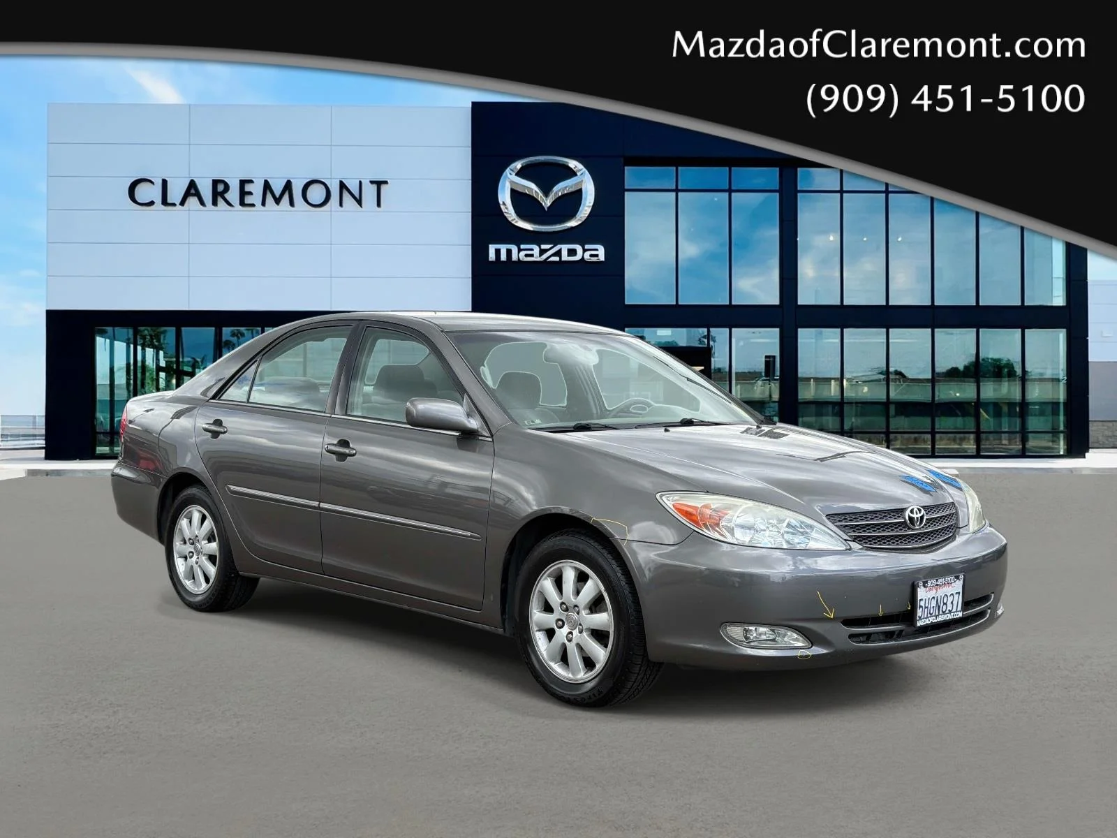 2004 Toyota Camry XLE 4AT's photo