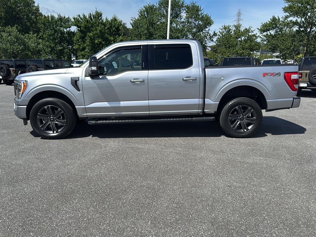 Used 2023 Iconic Silver Ford LARIAT image 3