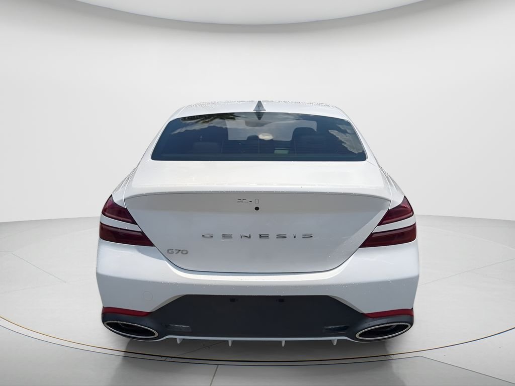 2026 GENESIS G70 Standard - Photo 6