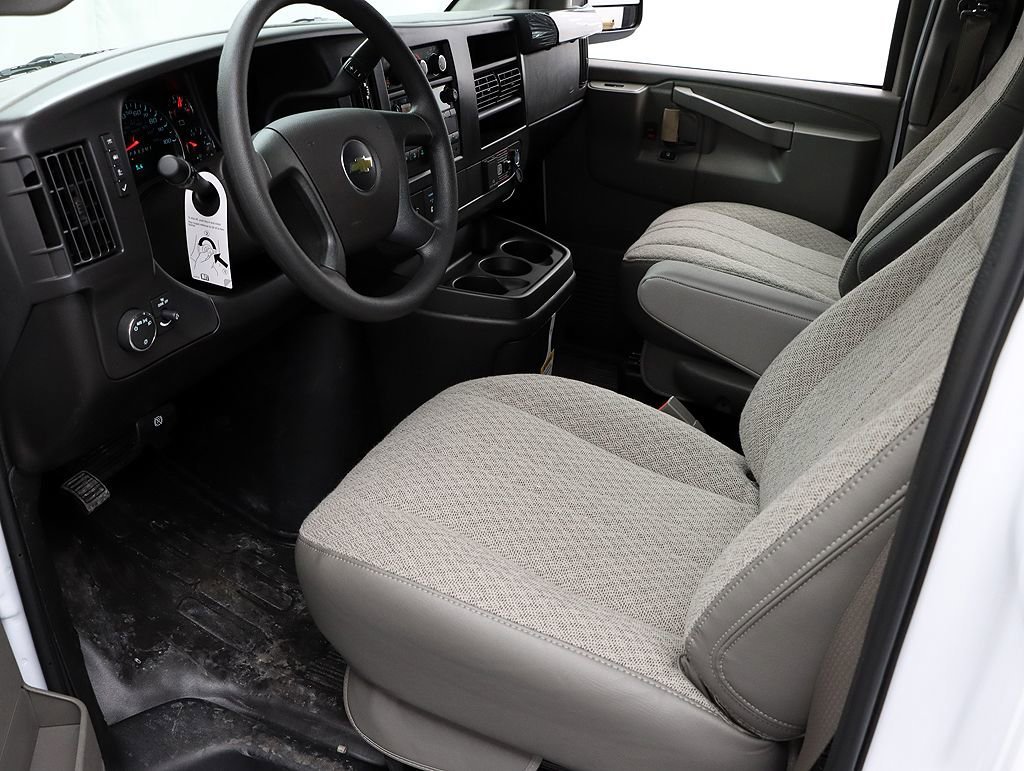 2026 Chevrolet Express Cargo Work Van - Photo 12