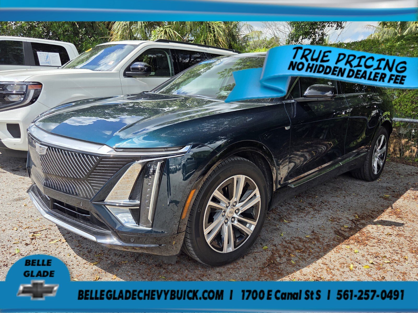 Used 2024 Emerald Lake Metallic Cadillac Tech image 1
