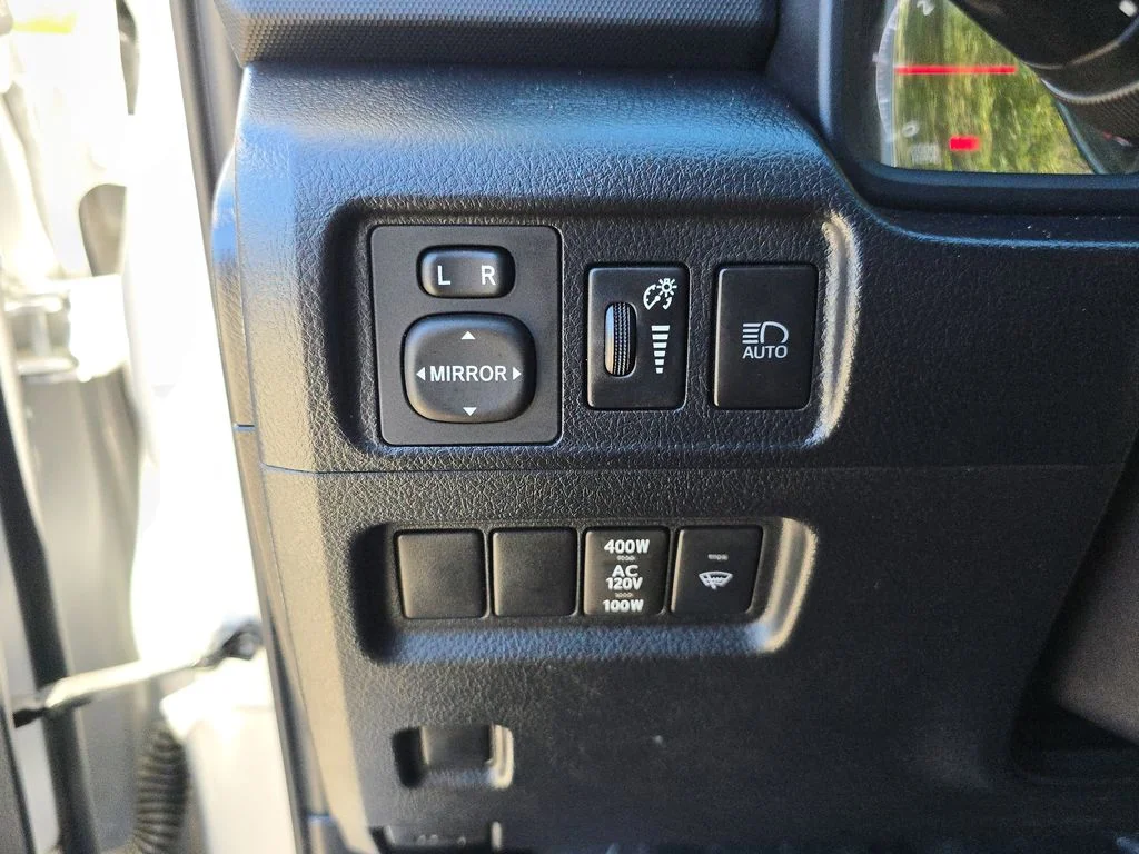 Used 2023 Silver Toyota SR5 Premium image 26