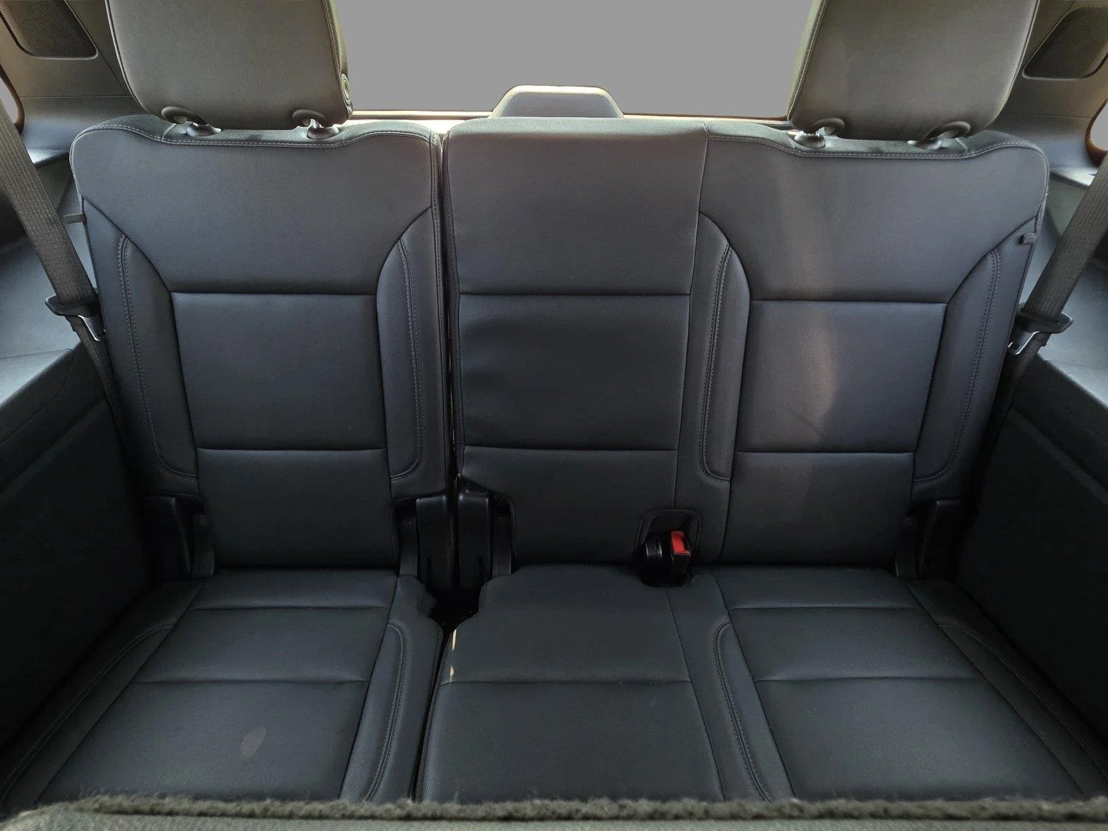 Used 2025 Dark Ash Metallic Chevrolet LT image 29
