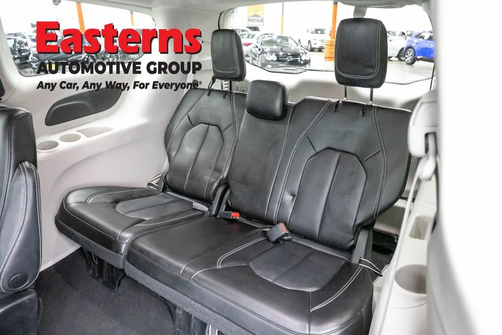 Used 2023 Gray Chrysler Touring L image 23