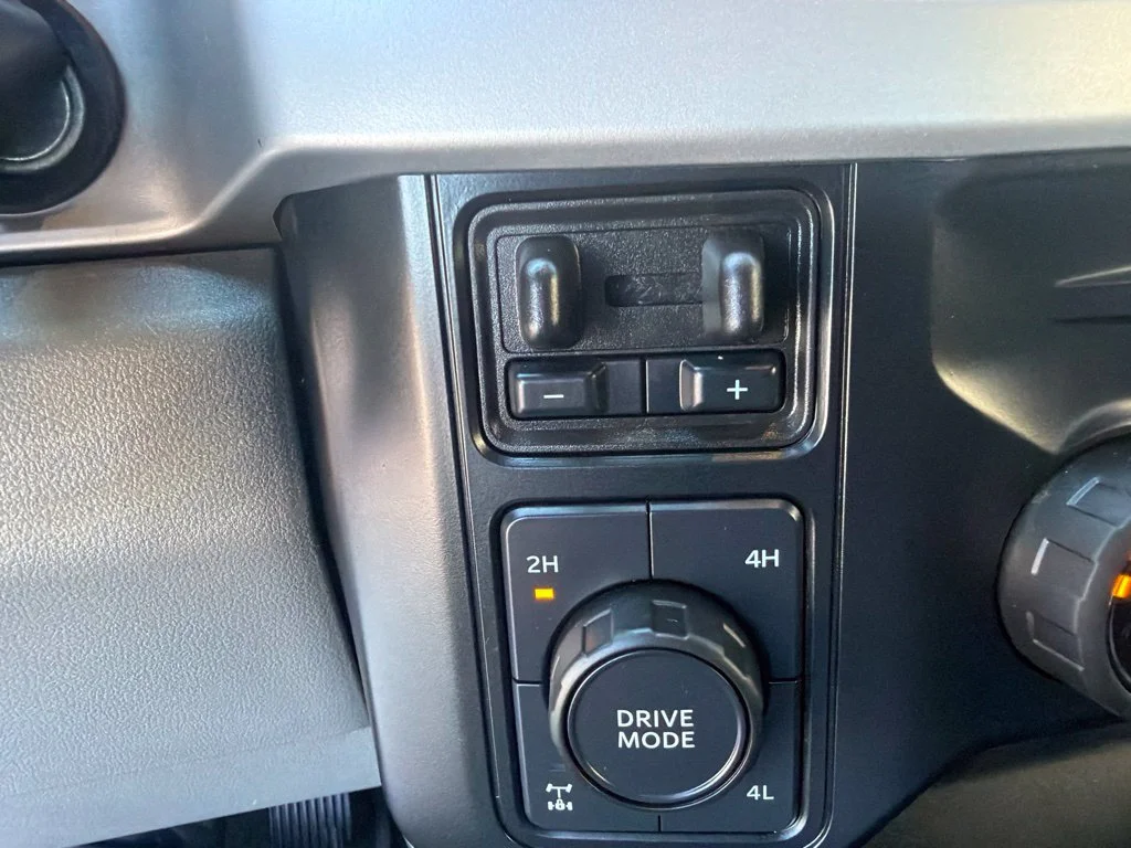 Used 2024 Oxford White Ford XLT image 18