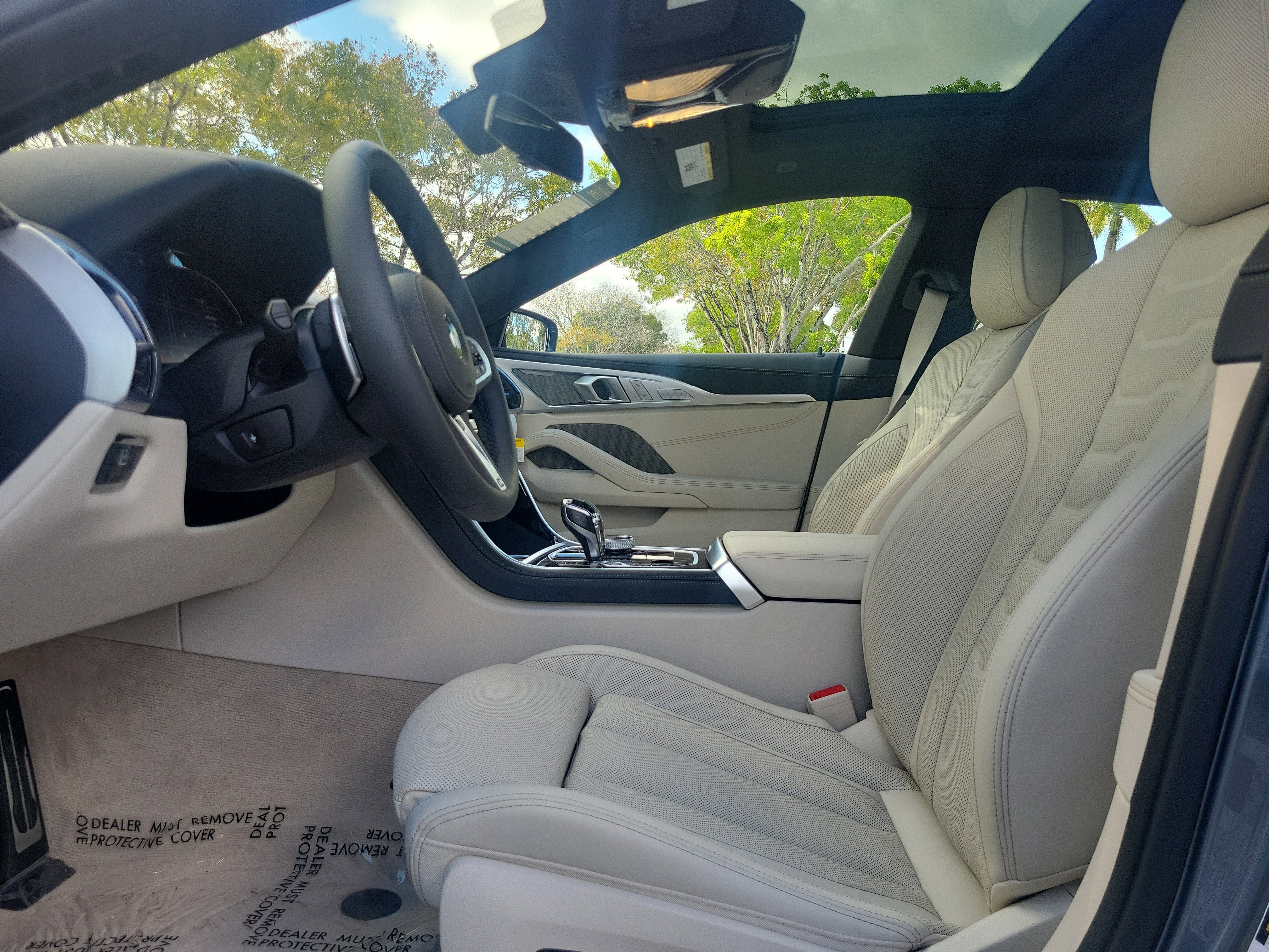2026 BMW 8 Series 840i - Photo 20